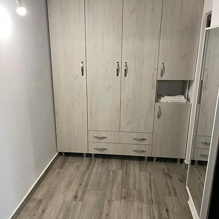 Propriete Ten - Close To University, Hospital And Downtown Jassy Zewnętrze zdjęcie